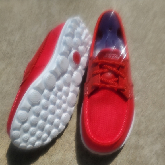 Women's Skechers - Picture 2 of 6